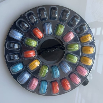 Emballage portable de macarons à 33 grains Emballage en plateau transparent Emballage en boîte transparente et fournisseur d'emballage en carton