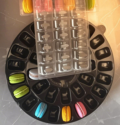 Emballage de macarons plateau de macarons boîte en papier plateau en plastique boîte cadeau de macarons carton de macarons 25 paquets