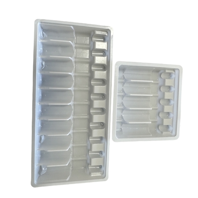 Plateau de fiole en PET personnalisé pour les flacons d'injection d'eau de 1 ml à 10 ml, emballage de plateau de fiole de médicament sur mesure