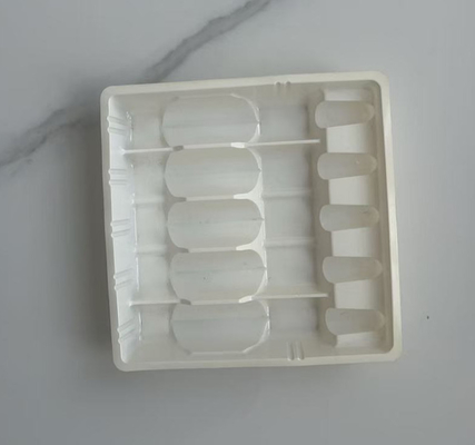 10 ml ampoule disponible dans un plateau en plastique