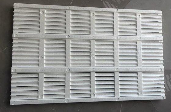 Plaque filtrante à fuite de boue Isolation du plafond Plafond suspendu Planche de drainage