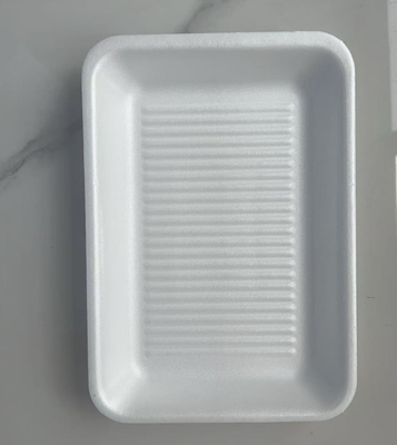Plateaux en plastique noir jetables pour les produits frais dans les supermarchés Plateaux rectangulaires jetables de qualité alimentaire pour les légumes et les fruits