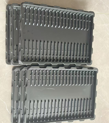 Plateau en plastique conducteur écologique de taille personnalisée, plateau en plastique antistatique pour composants électroniques